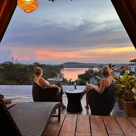Sundown Lake Hotel & Spa Habarana Exteriör bild